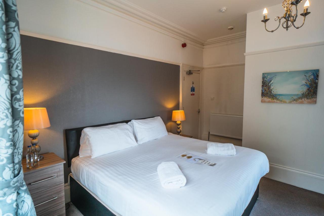 Johnny Dough'S Conwy With Rooms Екстер'єр фото